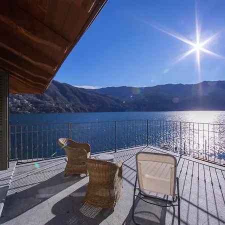 Terrazza Di Laglio مولترازْيو