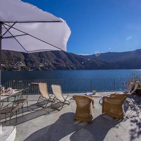 فيلة Terrazza Di Laglio مولترازْيو