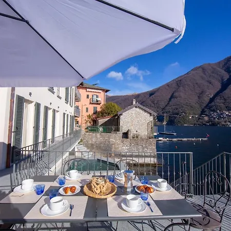 فيلة Terrazza Di Laglio مولترازْيو